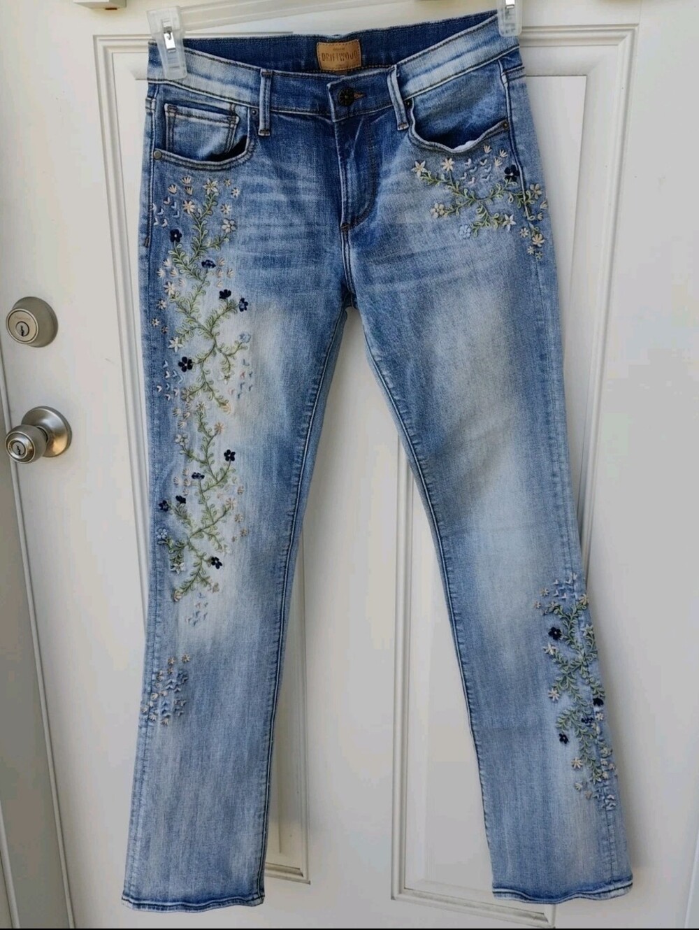 Driftwood Anthropologie Floral Embroidered Kelly Jean, 26!